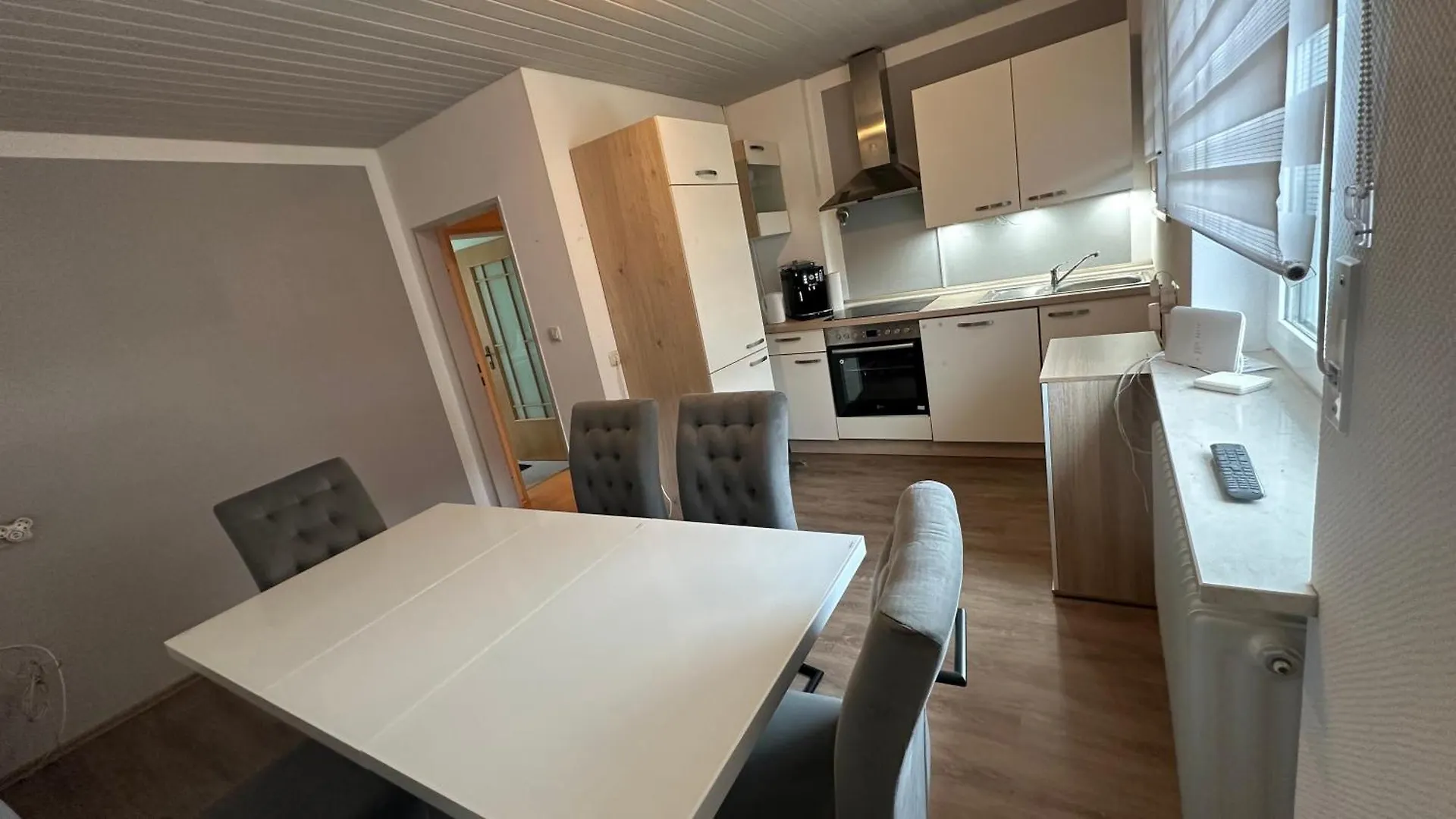 Oase1 Mit Parkplatz, Automatische Kaffeemaschine Und Kueche Apartment Untermeitingen Germany