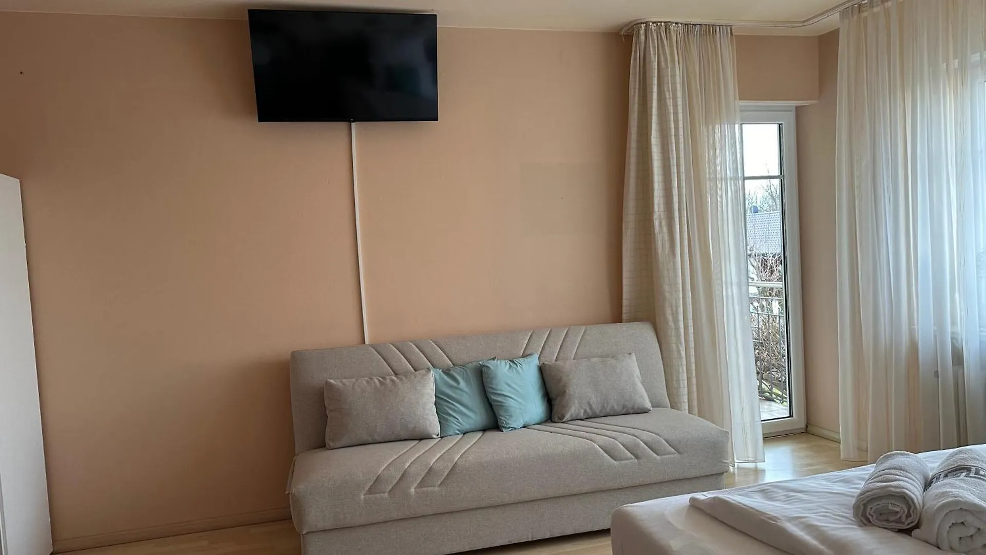 Oase1 Mit Parkplatz, Automatische Kaffeemaschine Und Kueche Apartment Untermeitingen Germany