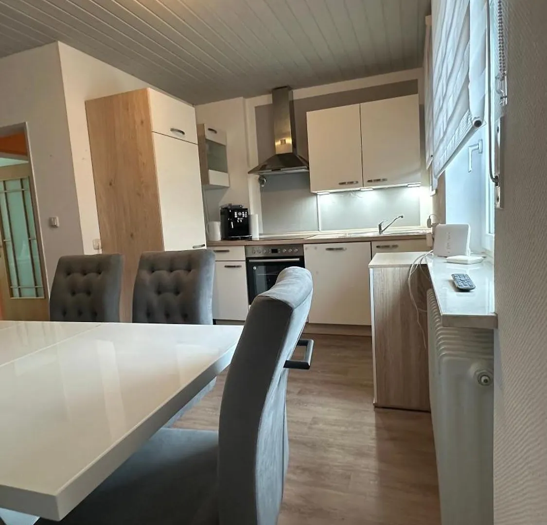 Oase1 Mit Parkplatz, Automatische Kaffeemaschine Und Kueche Apartment Untermeitingen